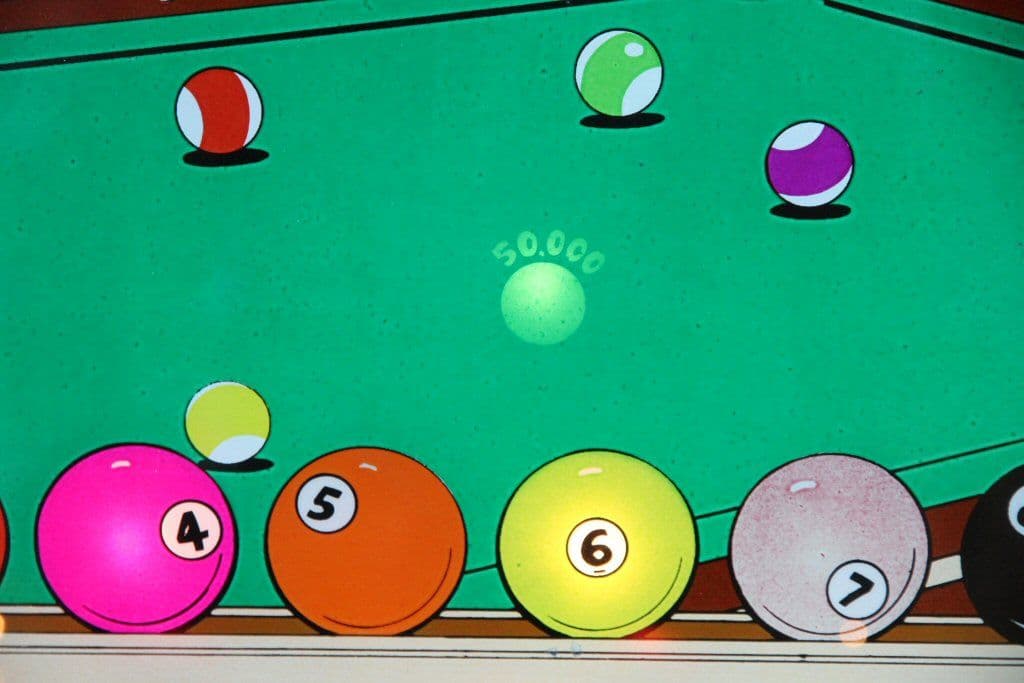 8 Ball thumbnail 3