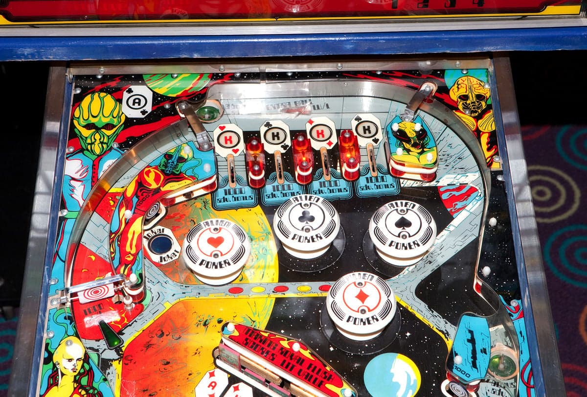 Alien Poker - photo 15