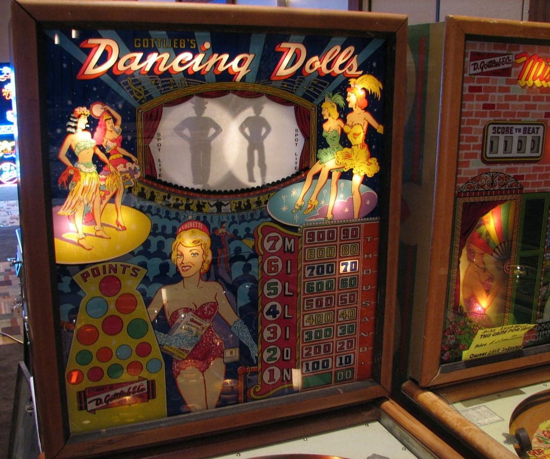 Dancing Dolls thumbnail 7