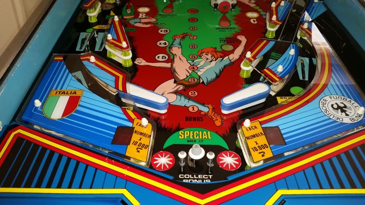 Spain 82 thumbnail 3