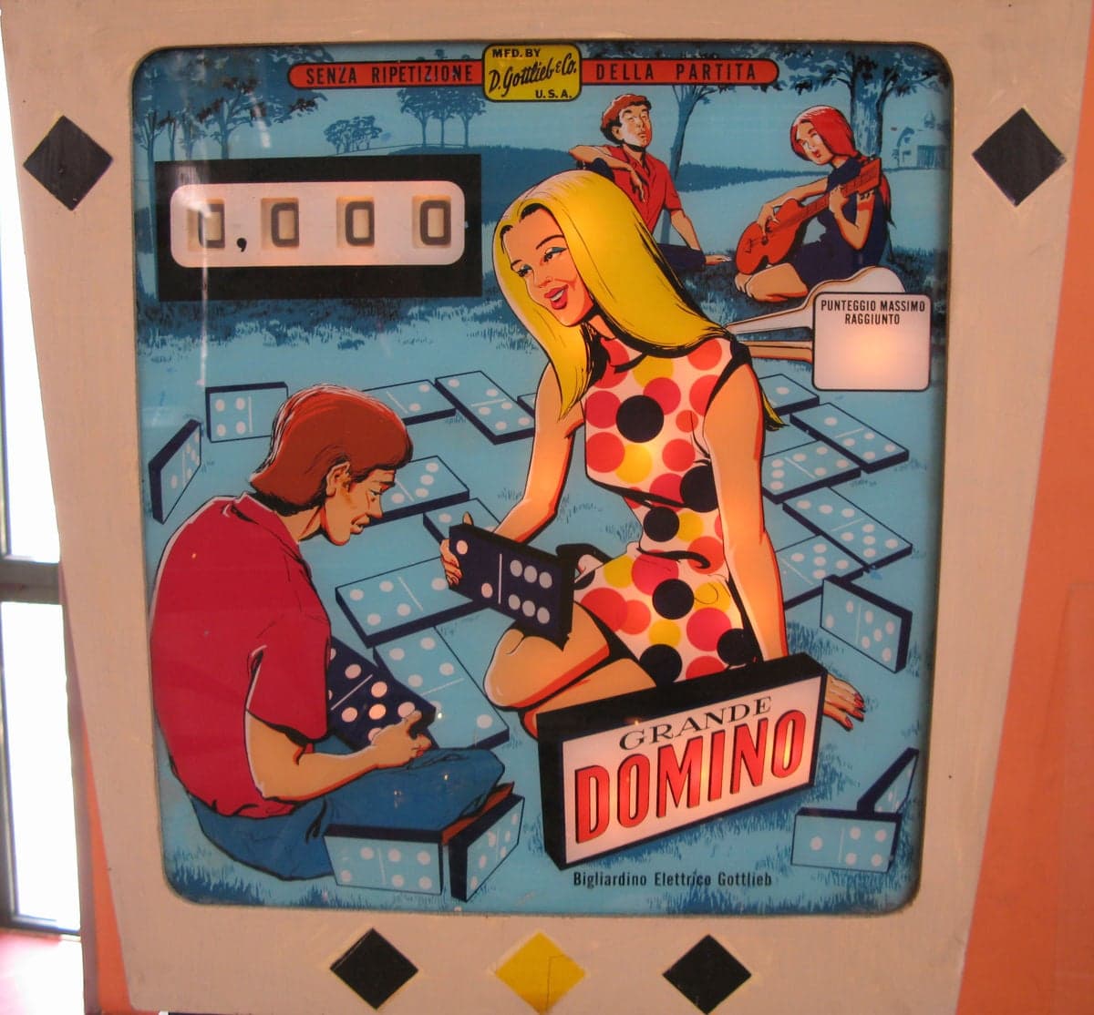 Domino / PlayMates thumbnail 5