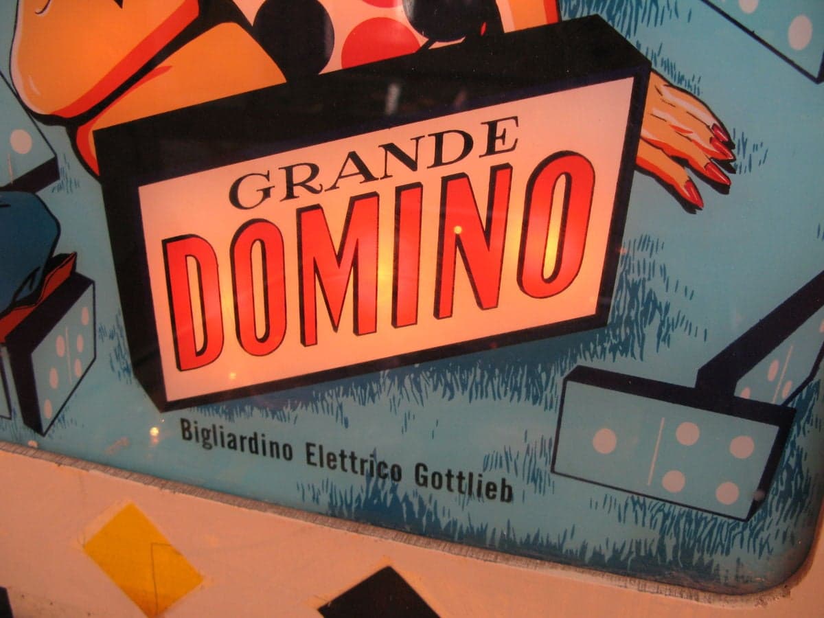 Domino / PlayMates thumbnail 4