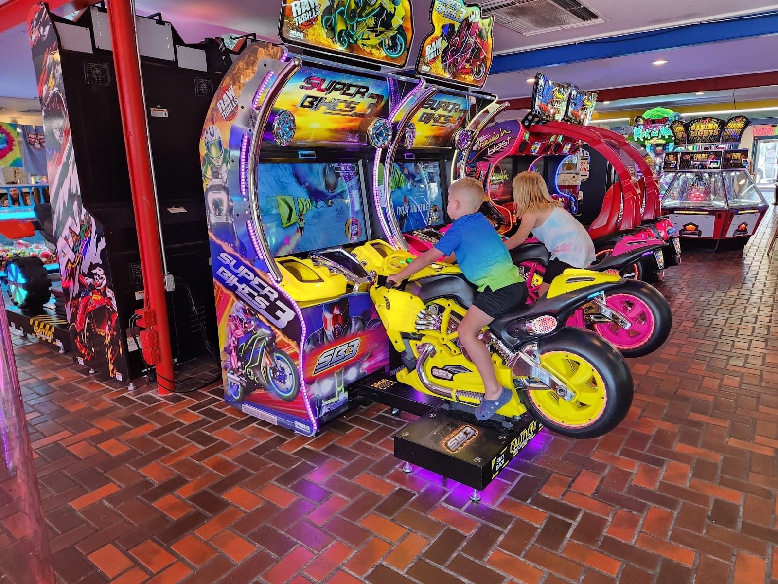 Fun-Land Arcade & Snack Bar