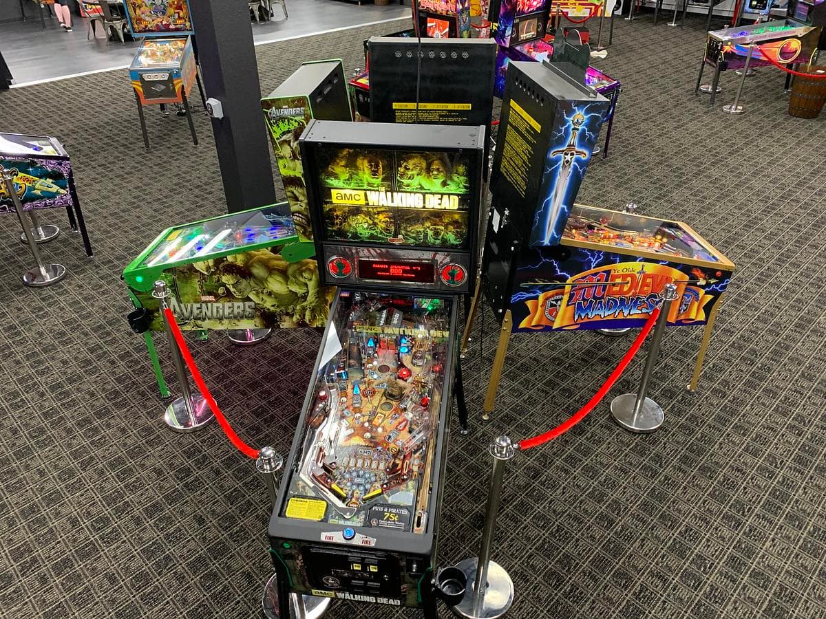 Captain's Arcade Showroom photo 3