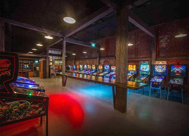 Pinhalla Pinball Pizzeria photo 2