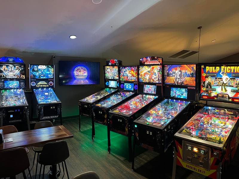Public House Pinball photo 1