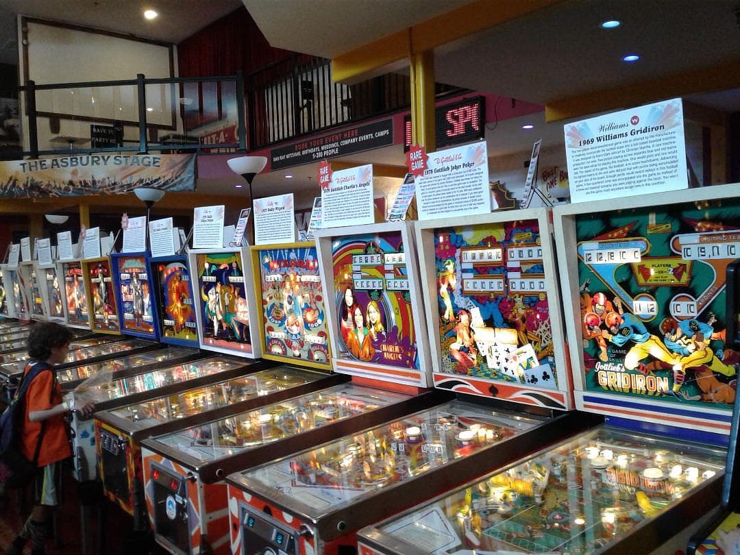 Silverball Retro Arcade photo 4