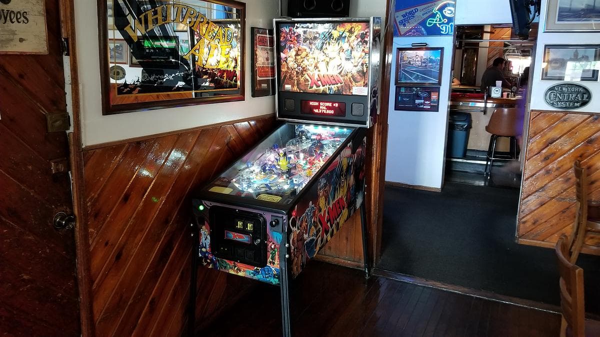 The Tracks Tavern & Grill photo 1