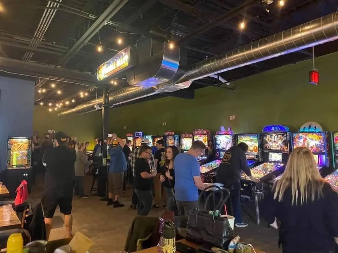 Lumberjack Johnny's Appleton - Axe Throwing & Pinball