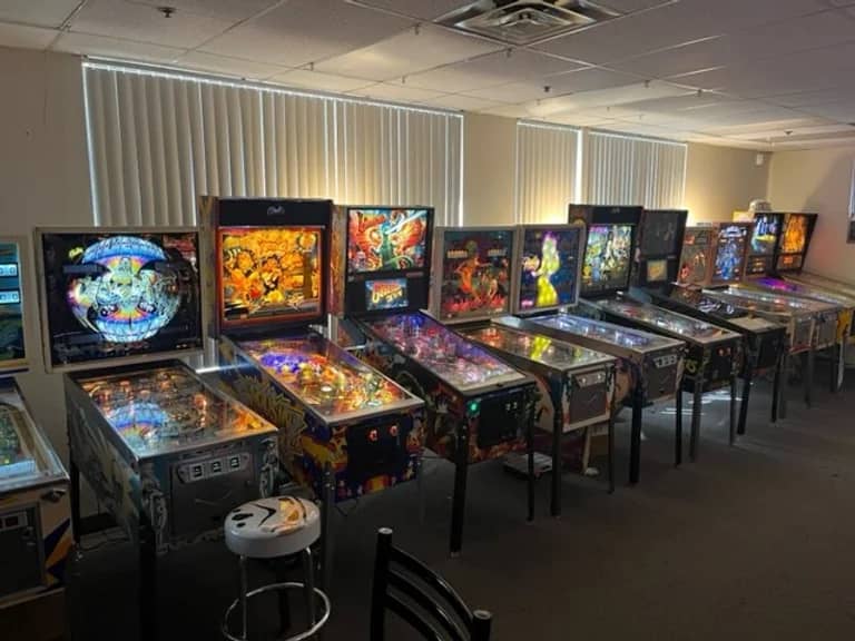 Maple Pinball