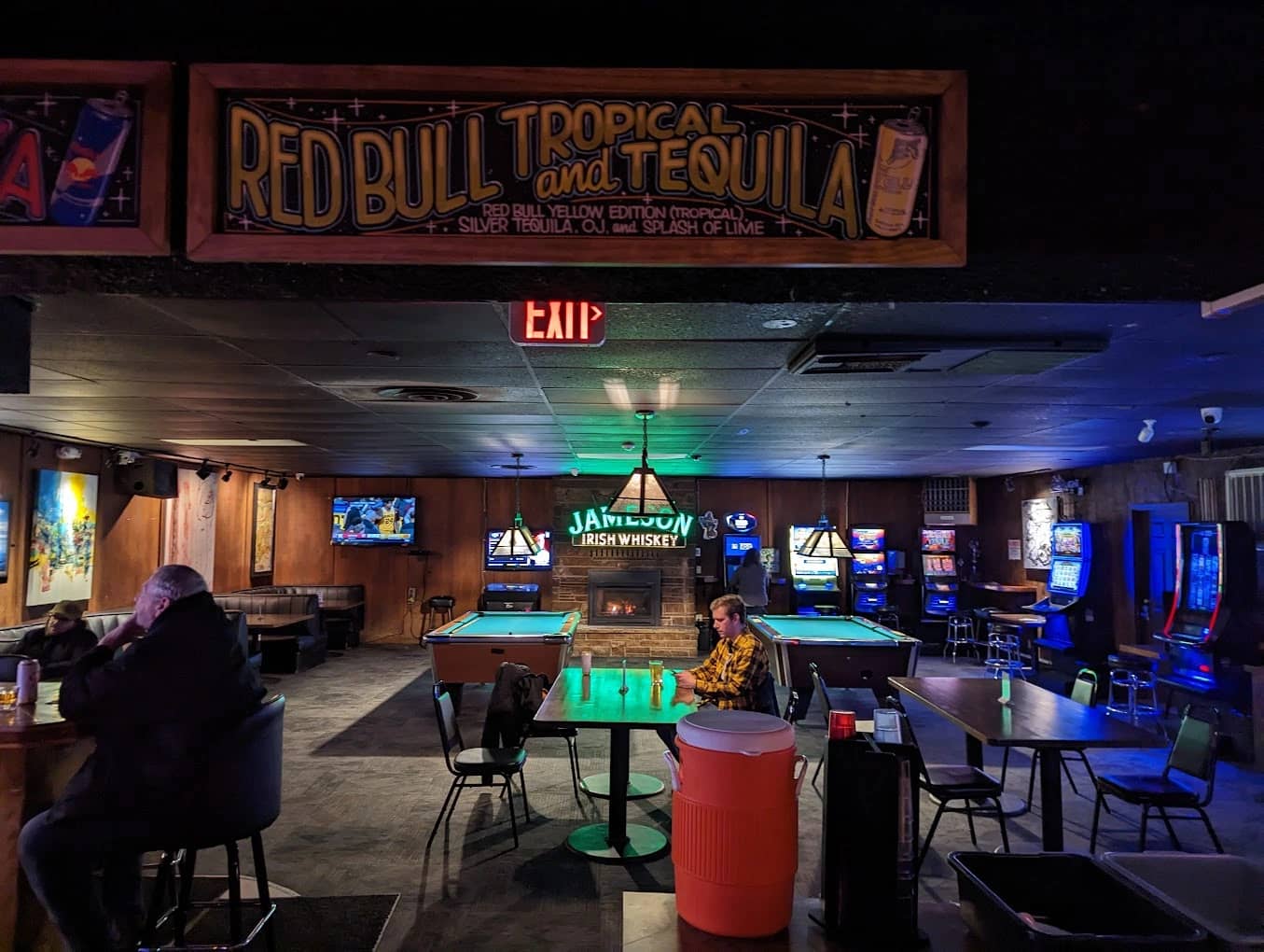 Yur's Bar & Grill