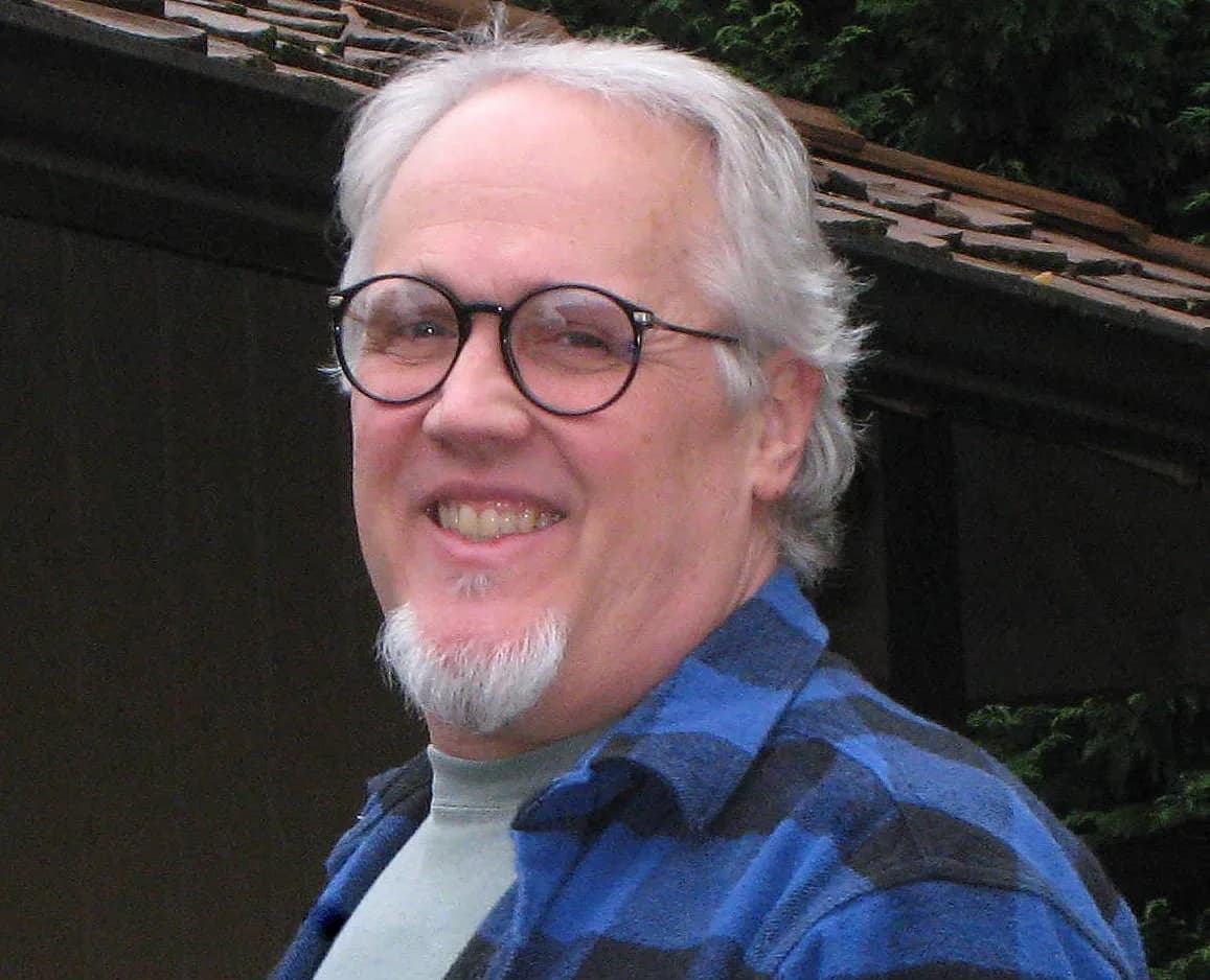 Headshot of David Thiel