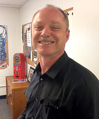 Headshot of Ray Tanzer