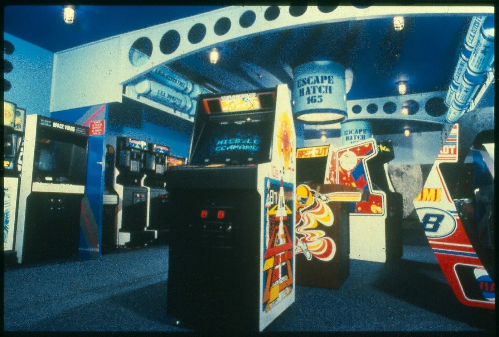 space port retro arcade